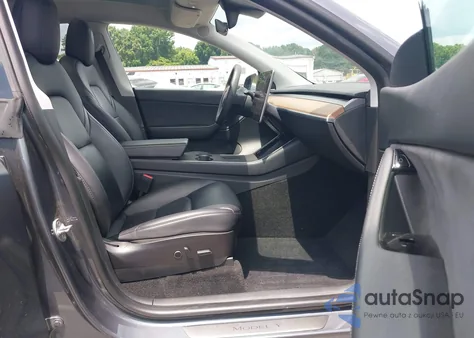 2021 Tesla Model Y Long Range Dual Motor All-Wheel Drive z USA, uszkodzony, nr VIN 5YJYGDEE1MF066039